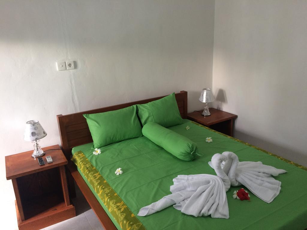 נוסה-למבונגן Linggy Homestay מראה חיצוני תמונה